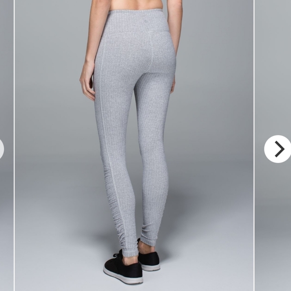 Lululemon run turnaround tight - Picture 2 of 5
